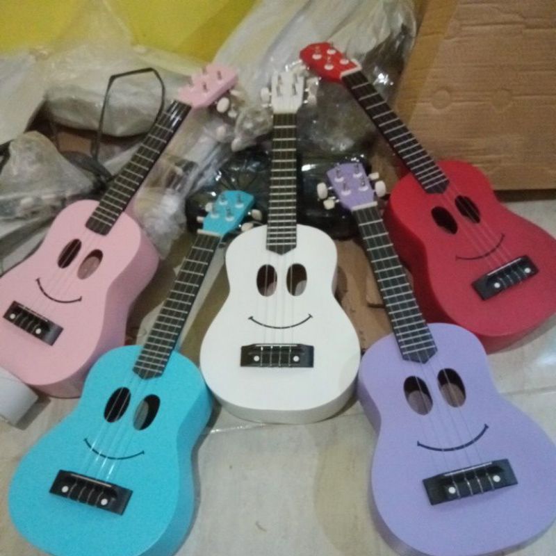 kentrung senar3 /gitar mini senar 4/ukulele smile ping  murah senar4/gitar kado hadiah GARANSI PENGIRIMAN-RUSAK/PATAH