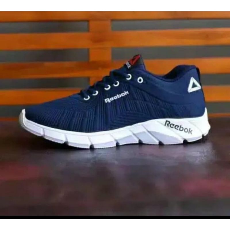 Sepatu Olah Raga Pria Sepatu Sport Cowok Reebok Ori ( pilihan warna geser....