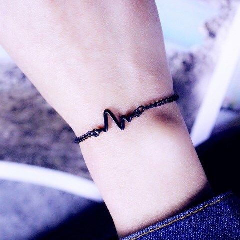 Gelang Rantai Adjustable Desain Elektrokardiogram Warna Hitam Emas Silver Untuk Pria Dan Wanita