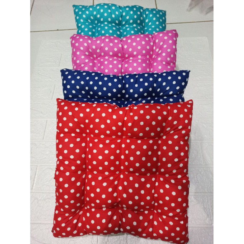 Bantal Alas Duduk Lesehan Bantal Multifungsi Bantal Motor Motif Polkadot 35cm