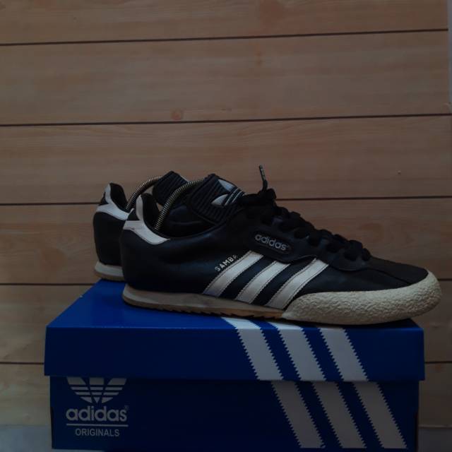 ADIDAS SAMBA LEATHER ORIGINAL SECOND  Size: 46