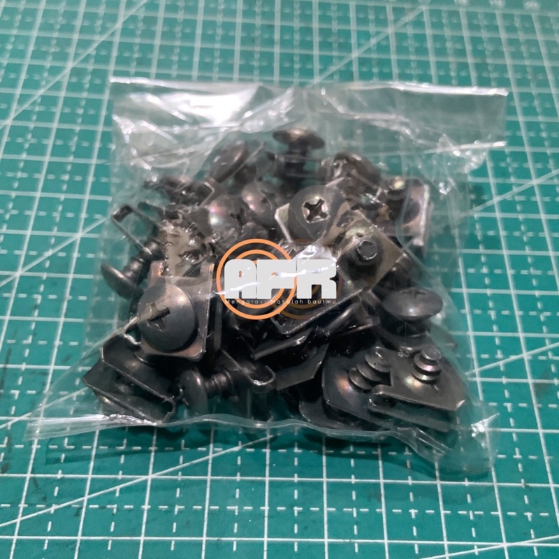 20 PCS Baut clipp Body YAMAHA