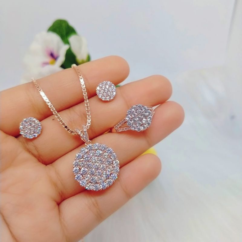 Set replika berlian (kalung+anting+cincin). Free Box