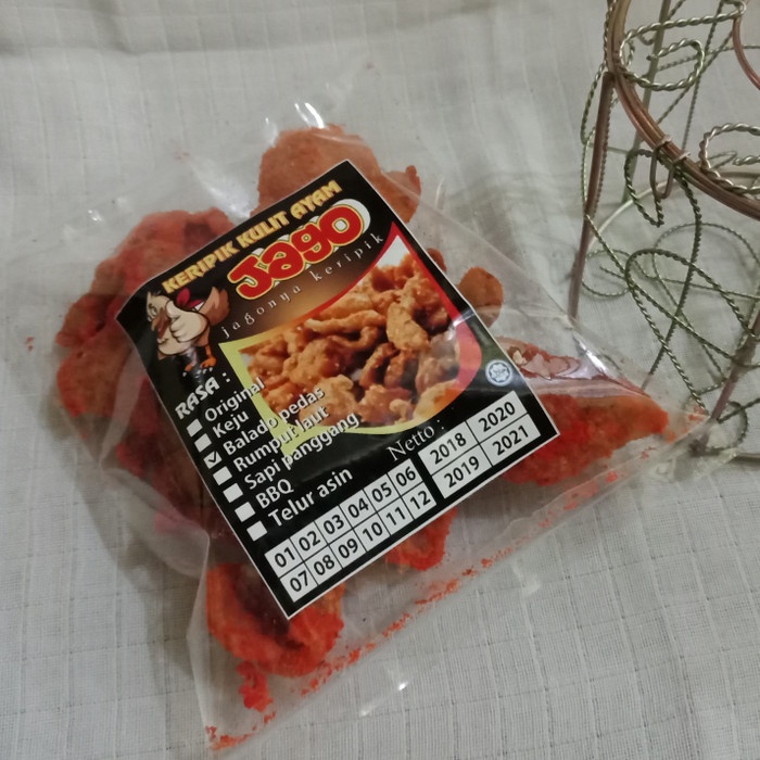 

Keripik Kulit ayam balado pedas netto 100 gr hot kripik dower crispy