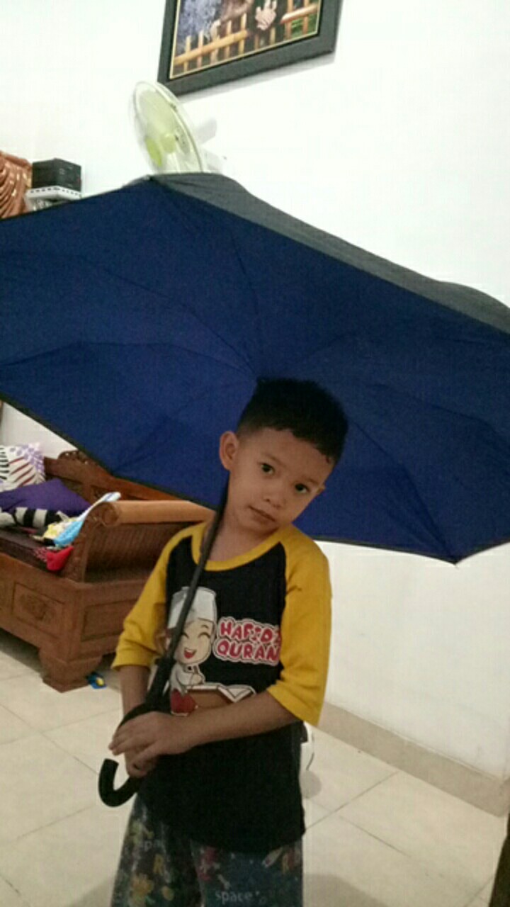 Payung Terbalik Gen 2 Besar / Payung Kazbrella Mobil Hujan Reverse Umbrella Gagang C Versi Terbaru