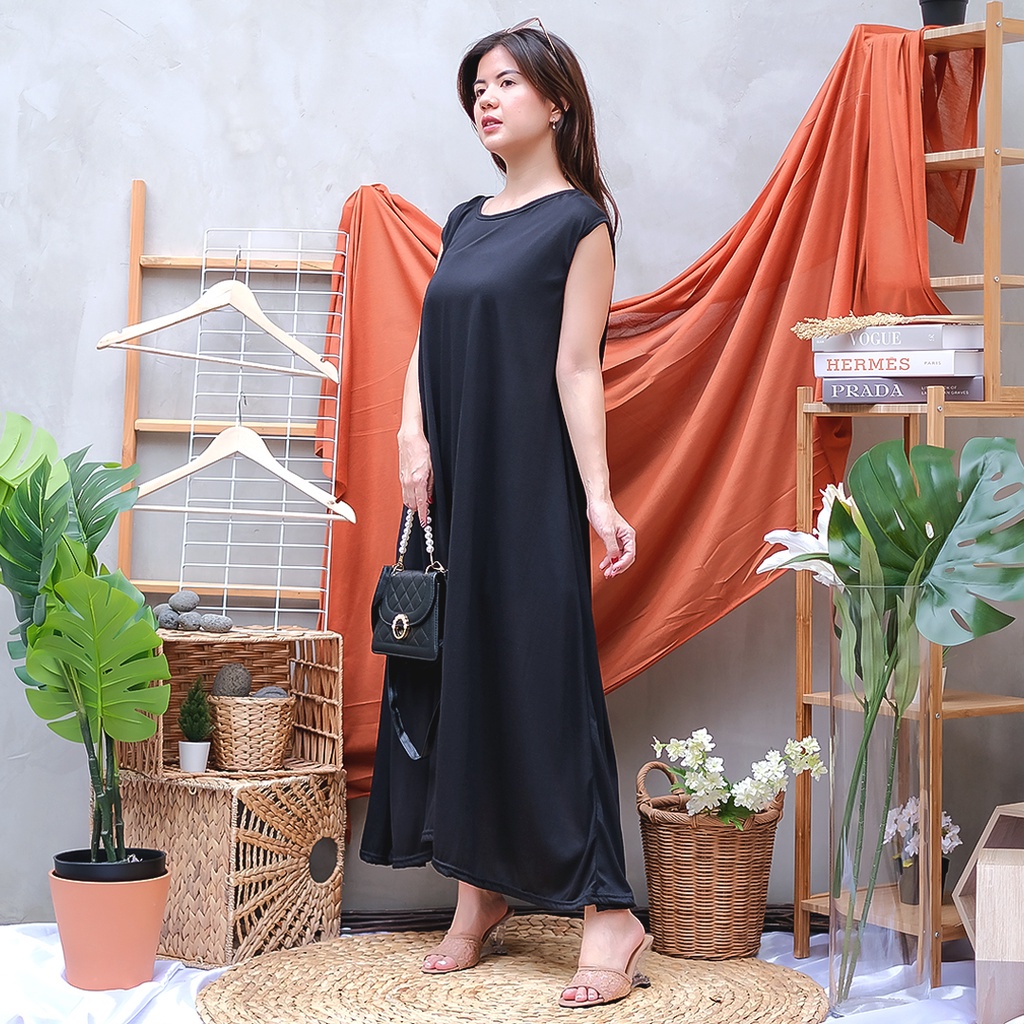 AFI - VC - Fiona Oversize Maxi Dress