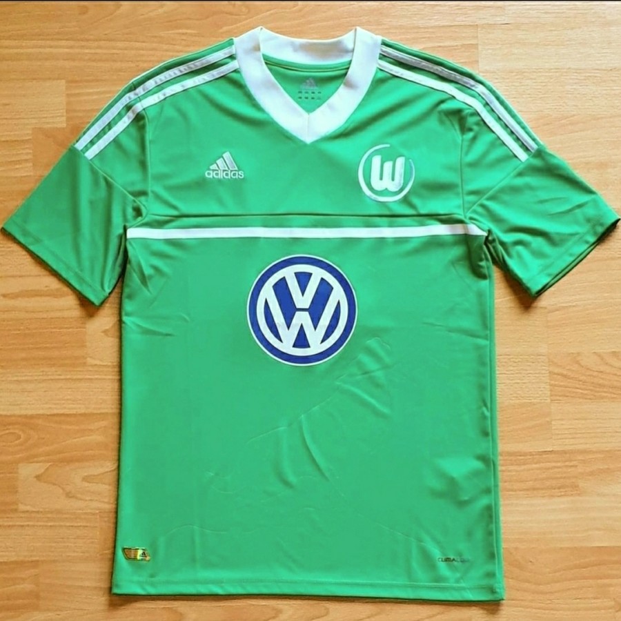 Jersey VFL Wolfburg Home 2012-2013 Baju Bola Germany Jerman Grade AAA Langka Anti Mainstream Klasik