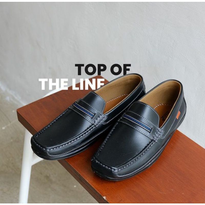 Sepatu Loafers Kulit Casual Simple dan Nyaman (Betrand 03)