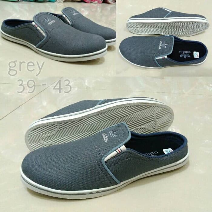 Sandal Slop Adidas abu / Sepatu Slop Pria Santai Kerja Sekolah Kuliah - Hitam, 39