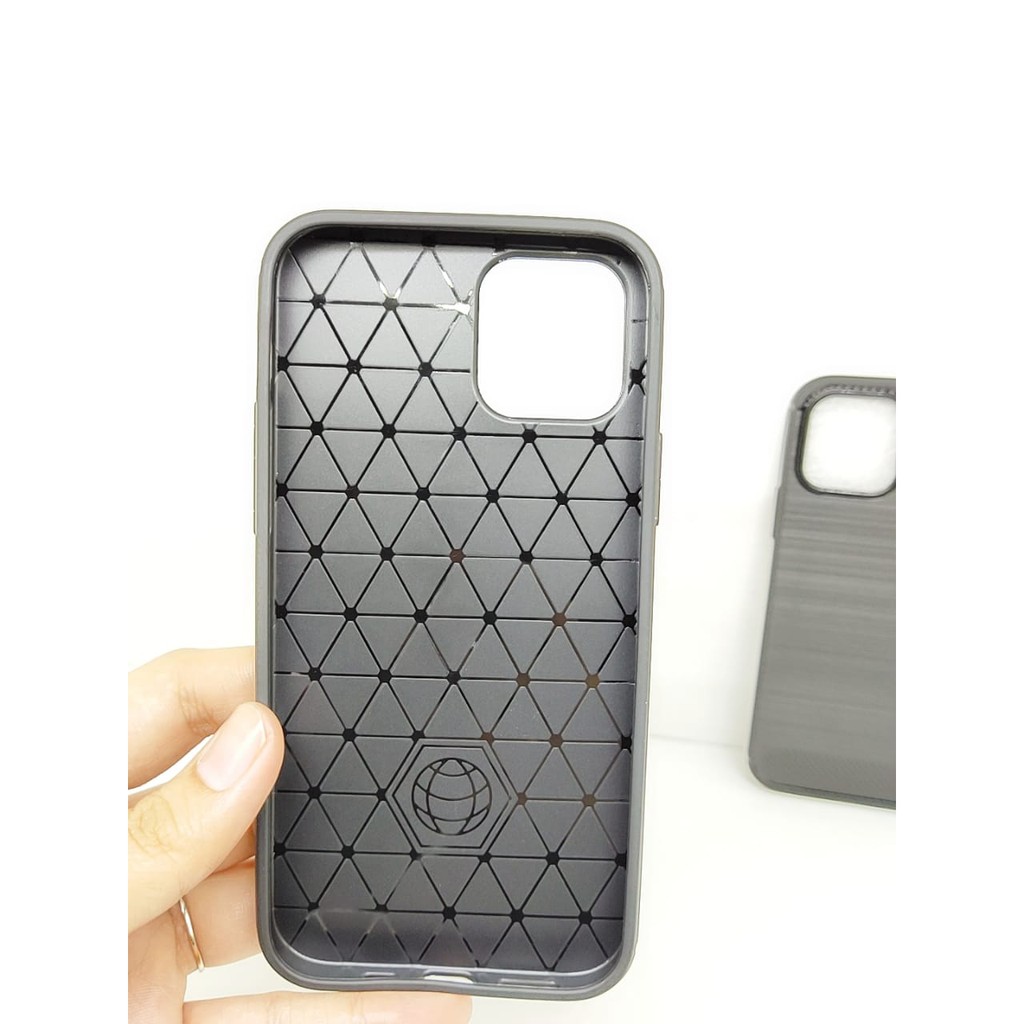 Case Slim Fit Carbon iPhone 12 12 Pro 6.1 inchi Softshell Fiber Multi Carbon Anti Melar