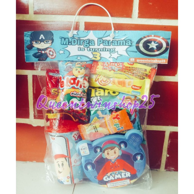 

PAKET SNACK ULTAH SOUVENIR TEMPAT MAKAN SET