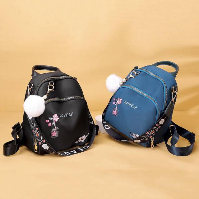 

Kode : ELJ 6038 IDR : 140 rb Bahan : Nylon ukuran: 26 x 23 x 11 cm Warna : Black,Blue