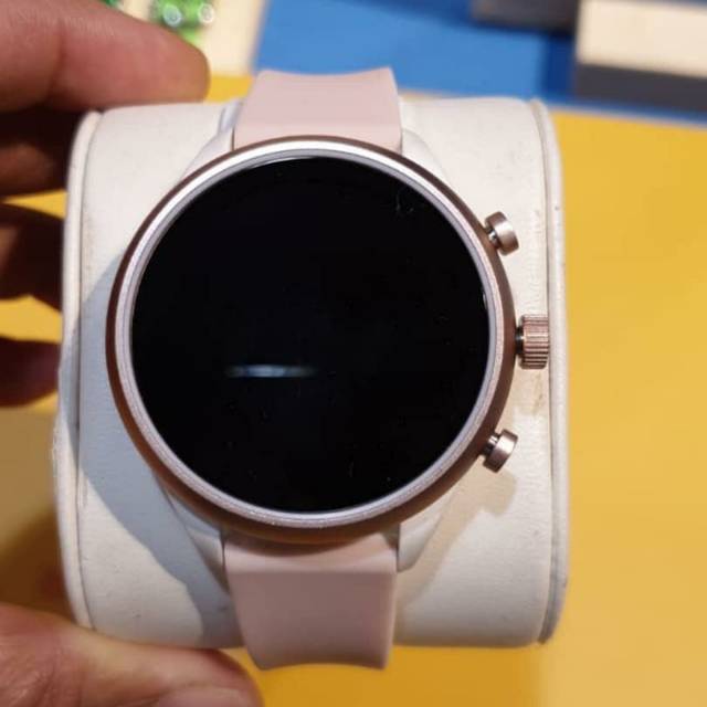 Fossil gen 4 rubber pink
