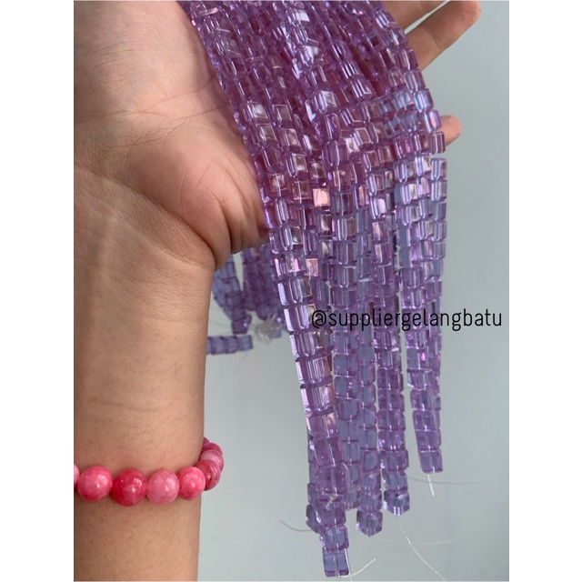 kristal Ceko kotak 8 x 8mm SOFT PURPLE QUARTZ crystal bross manik ungu