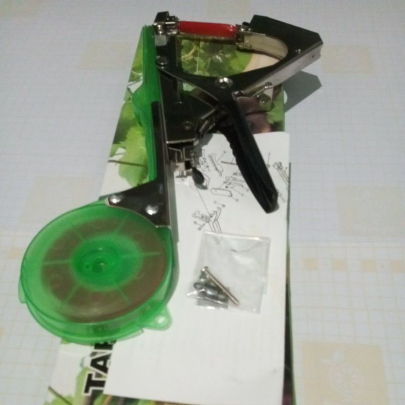 tapetool alat pengikat tanaman