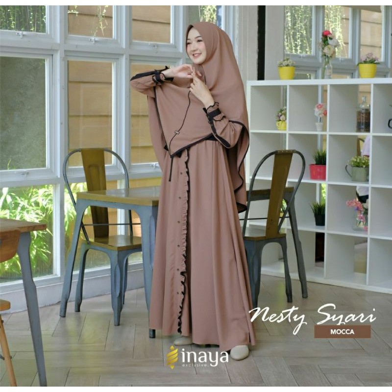 Nesty syari inaya