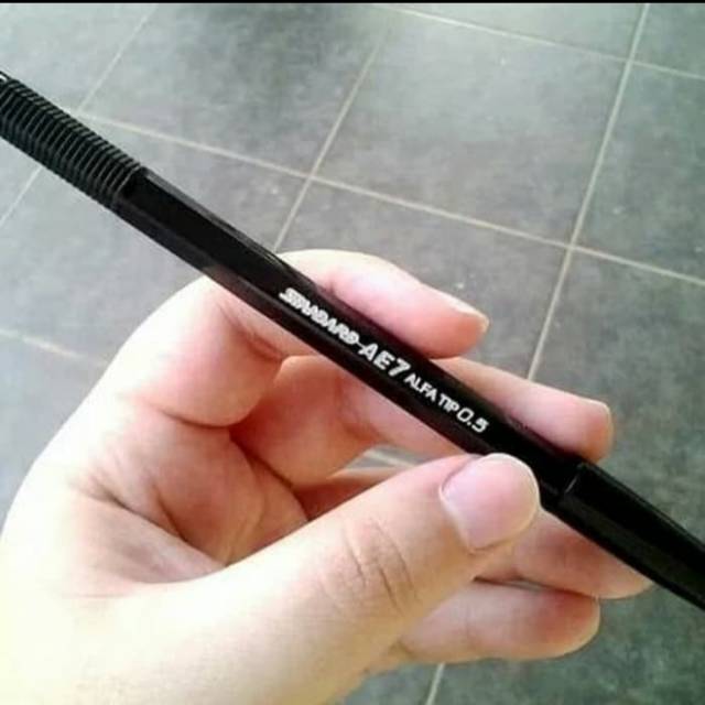 

Pulpen Standard ORIGINAL - standar - standart AE7 0,5 hitam merah biru