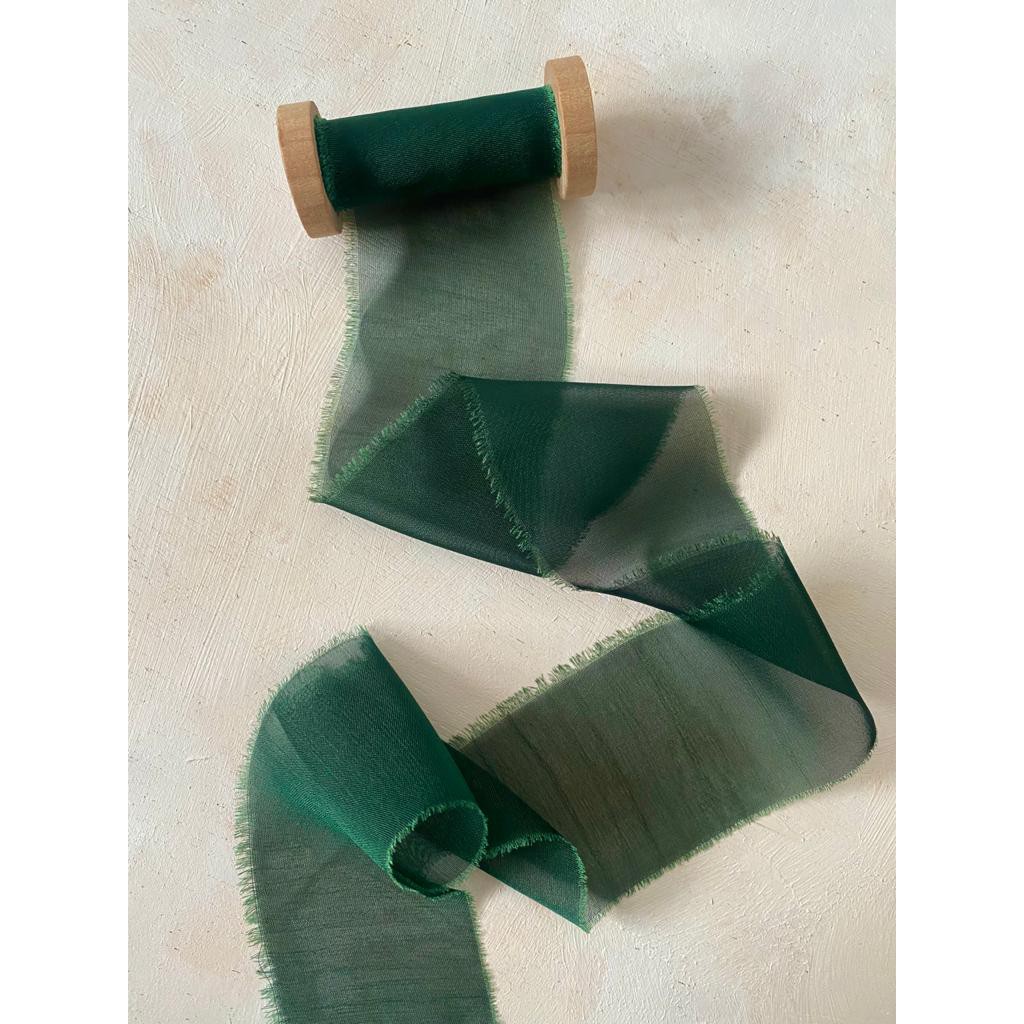 

SILKY RIBBON IN EMERALD GREEN - wedding ribbon / calligraphy ribbon / vows ribbon / pita buket