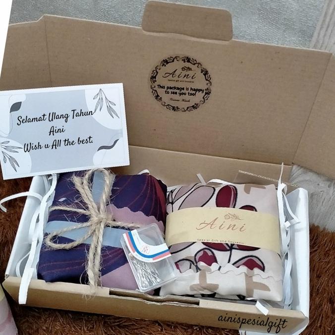 Premium Product Hampers Jilbab Kado Gift Box Ulang Tahun Anniversary Wedding Paket 23 - Paling Dimin