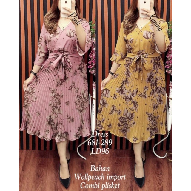 681-289 Dress Plisket Wollpeach Import