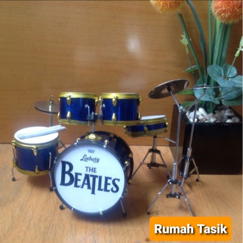 Miniatur Alat Musik Drumset Untuk Pajangan / Hiasan / Kado Atau Souvenir Murah Berkualitas