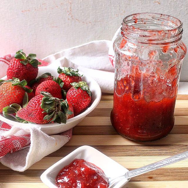 

selai strawberry dan selai apel asli 500 gram