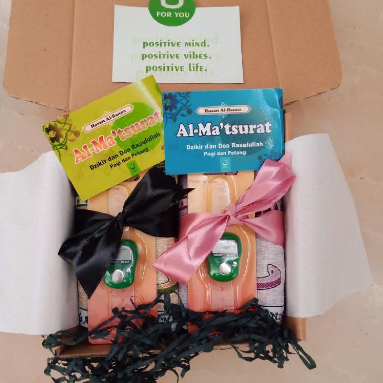 

Lagi Pr0mo|[Gift Box Package / Wedding Hampers / Kado Pernikahan / Hadiah Lamaran] Sajadah Ibadah Co