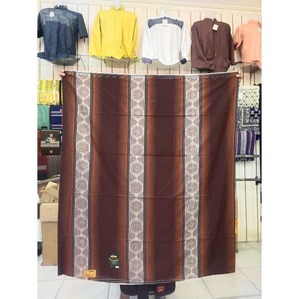 SARUNG ATLAS JACQUARD CLASSIC