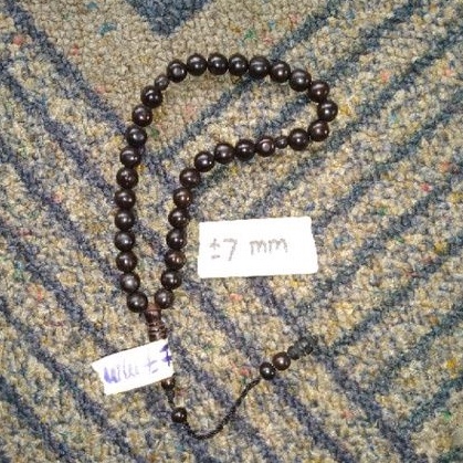 tasbih kokka bulat hitam polos ± 7 mm ( 7mm ) 33 butir (kauka kaukah pukah pukaha kuka )