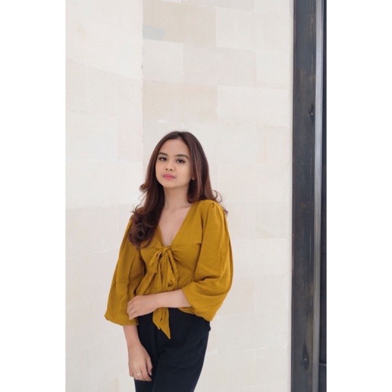 BEFAST - ZEC OOTD Blouse ARIN / Maxie RAYON DIAMOND Top / Blouse Atasan Wanita / Pakaian Kekinian Wanita Remaja / Blouse Polos Casual / Fashion Wanita Modis / Keluaran Terbaru 2022 / OOTD Remaja ABG Trendy / Blouse Lengan Karet Panjang