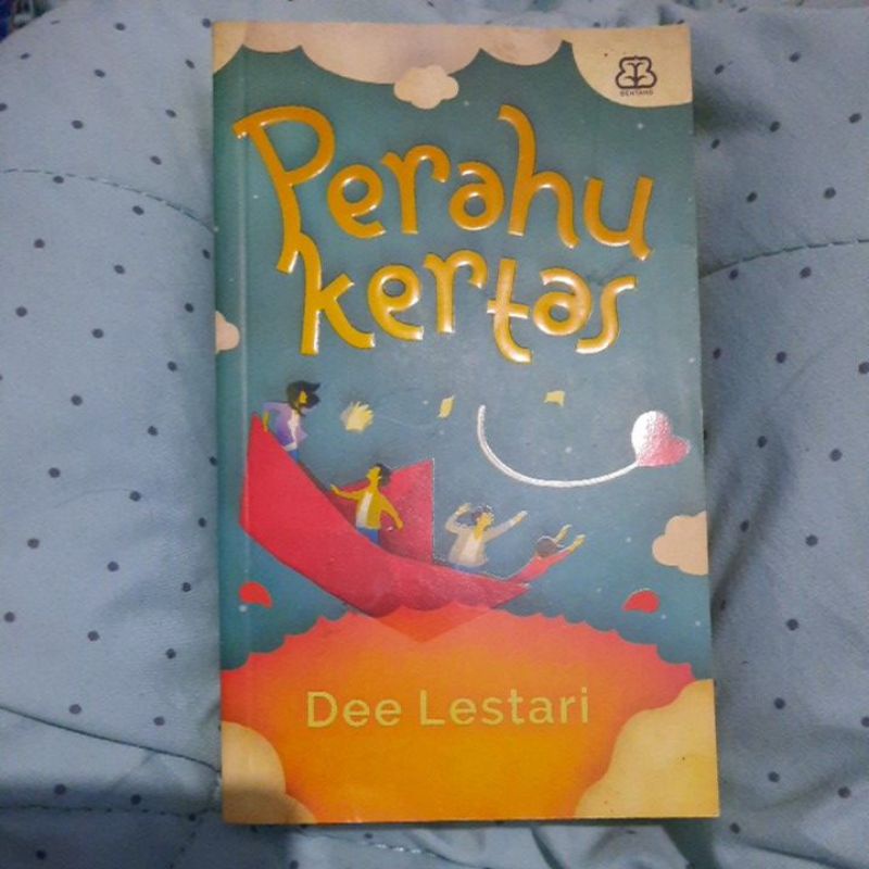 Perahu Kertas (novel preloved)