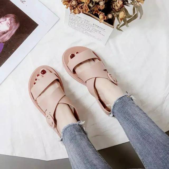 BLC 3613-1 Sandal Jelly Kait baca deskripsi