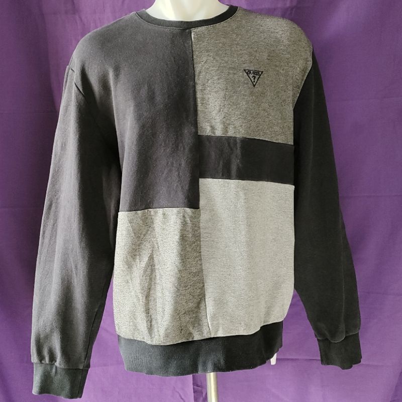 CREWNECK GUES ( preloved )