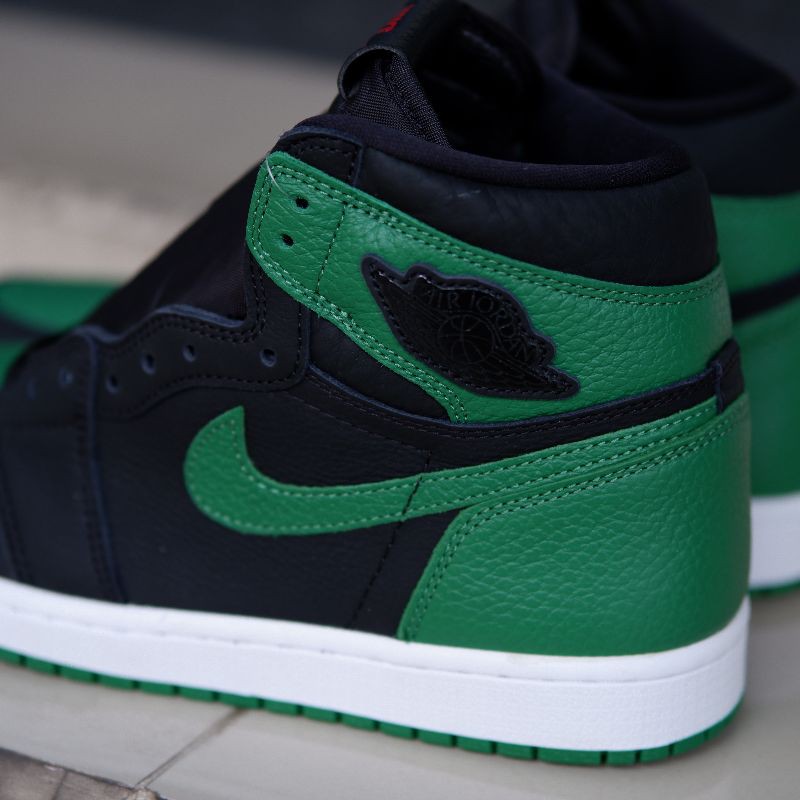 Nike Air Jordan 1 Retro High Og Pine Green 2.0