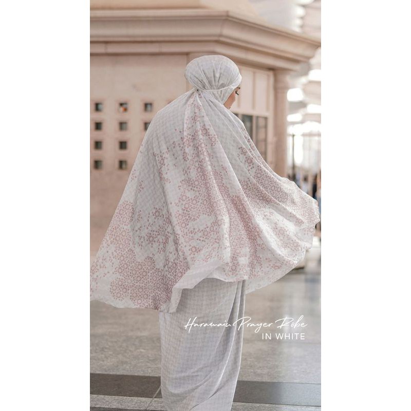 Haramain Prayer Robe Buttonscarves (As Is Item)