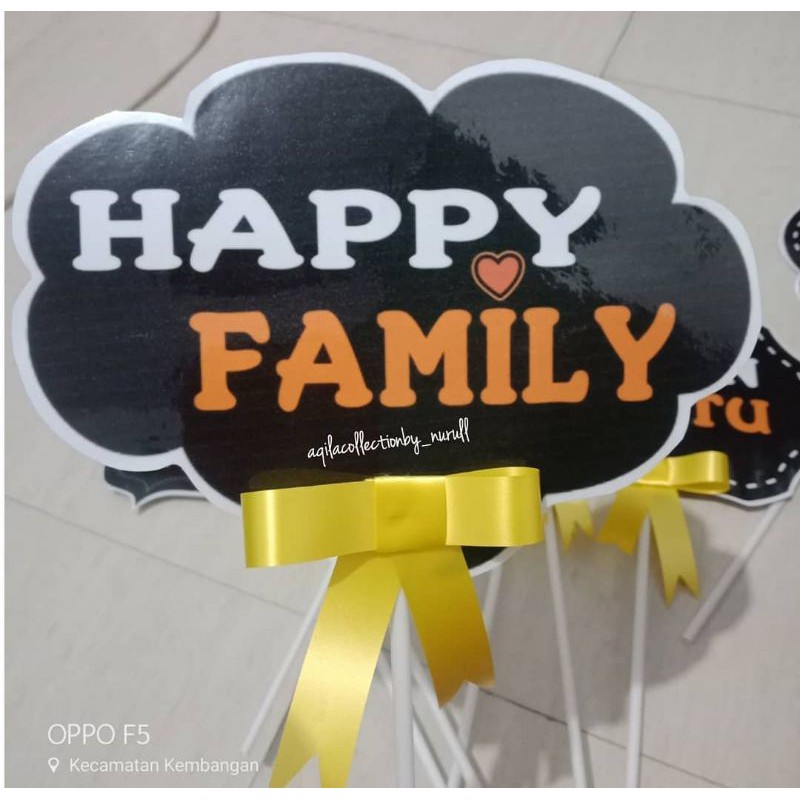 

Properti Photobooth _ sudah termasuk stik perekat dan pita cantik