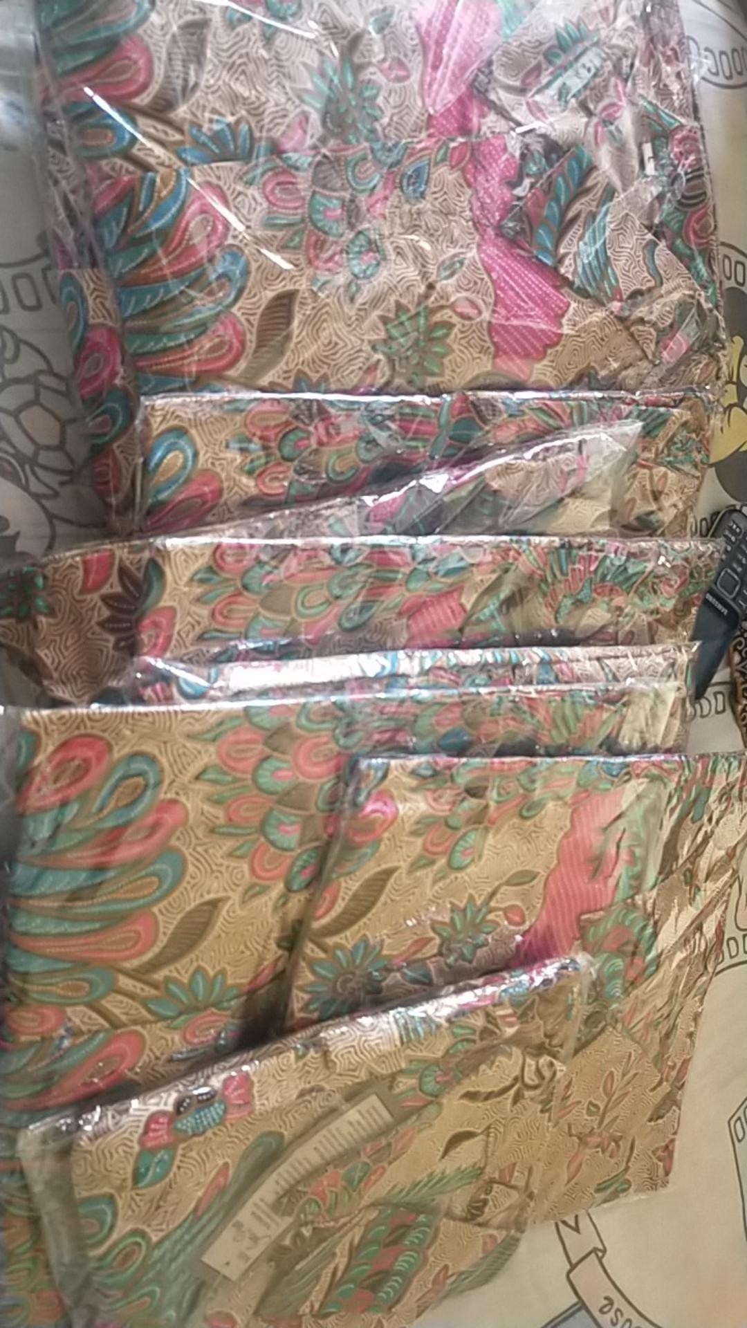 Kemeja Batik Pria Kasual Hangout Keren / Pakaian Batik Kasual Pria Cowok Dewasa Remaja Kekinian