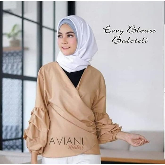 EVI BLOUSE
