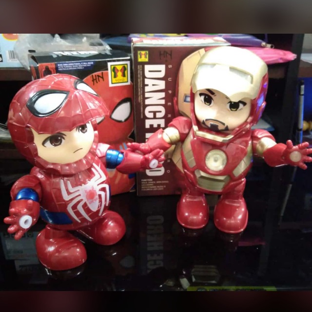 MAINAN ROBOT DANCE SEPIDERMAN DAN IRON MAN MAINAN ROBOT GOYANG TERDAPAT MUSIC DAN LED