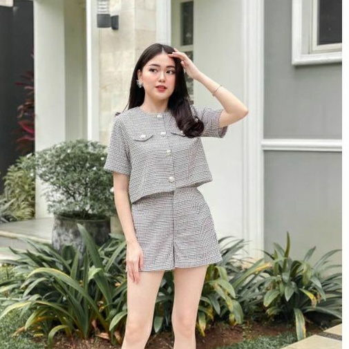 Isabel Set Setelan Celana Pendek Wanita Tweed