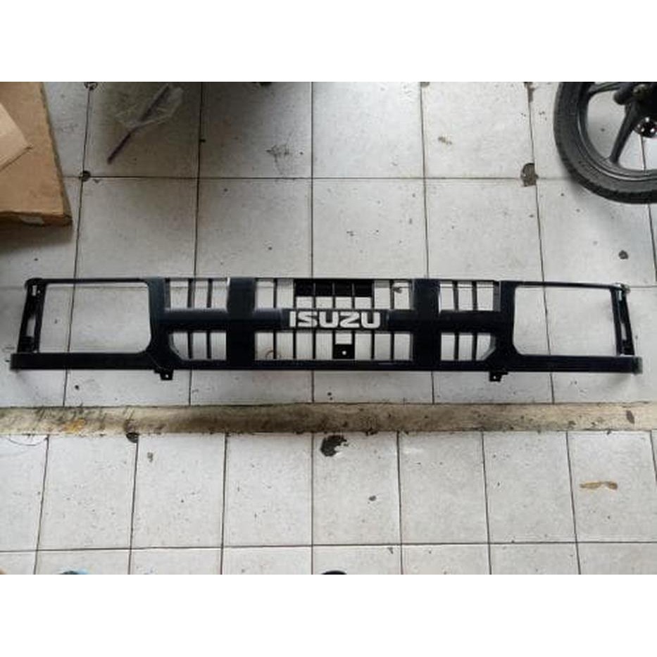 grill depan isuzu panther pick up ori suku cadang