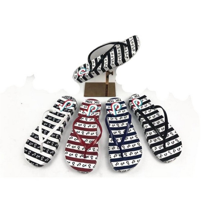 Sandal jepit spon motif TikTok