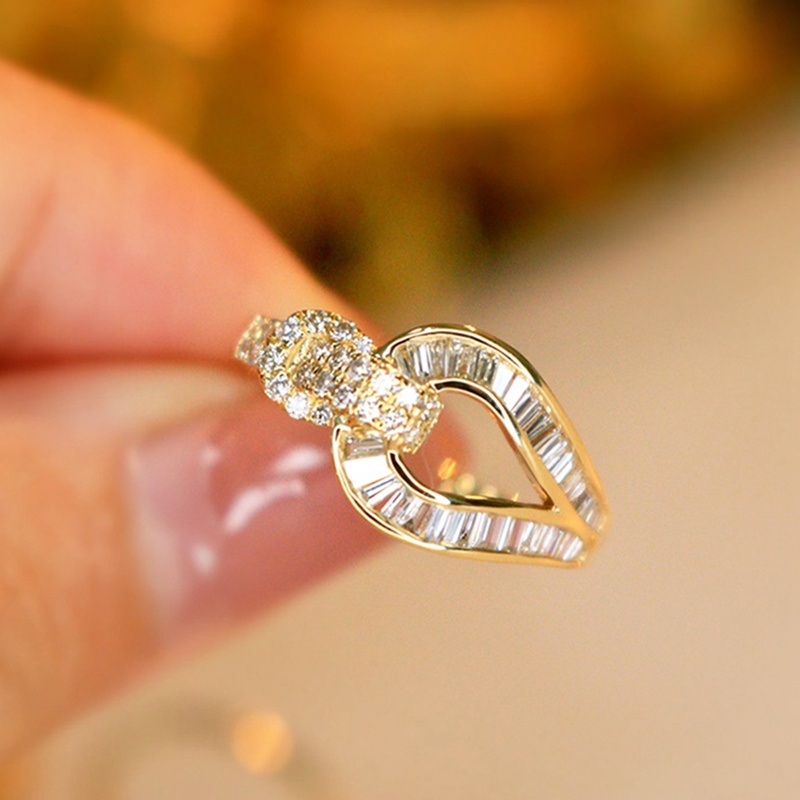 Fancyqube Cincin Emas 18k Desain Geometri Tapal Kuda Hias Kristal Zircon Berkilau Untuk Wanita