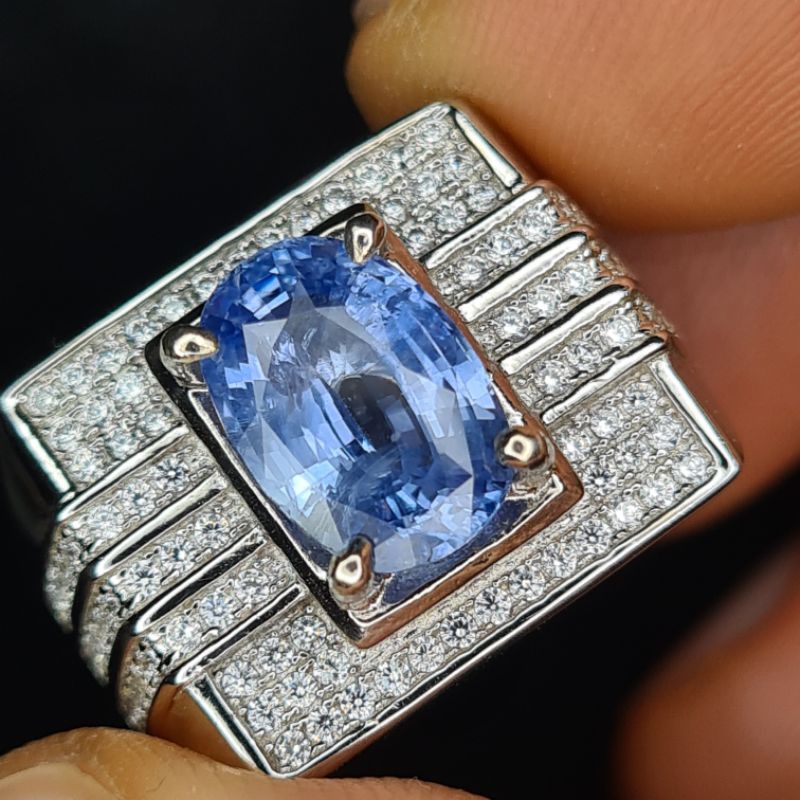 3.79ct Natural Blue Sapphire Srilanka Batu Safir Biru BS205