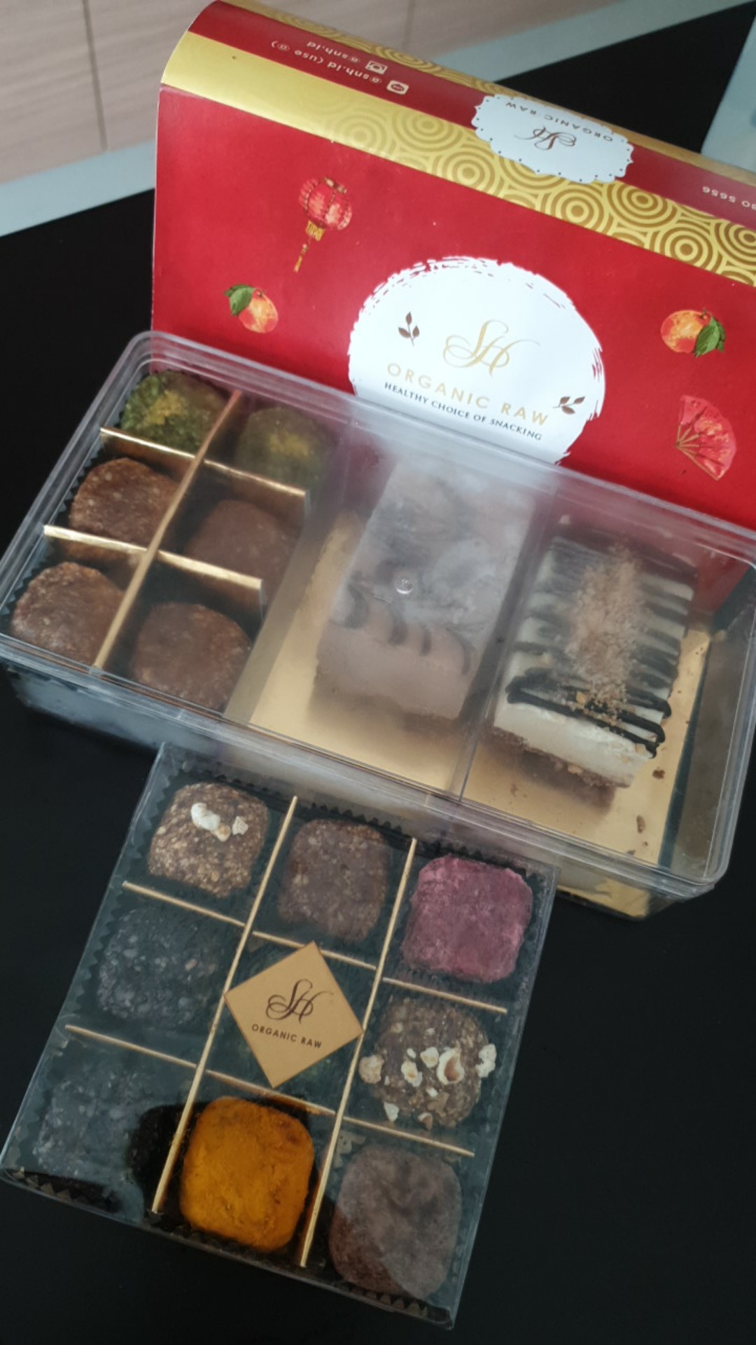 Daily Pack Cake +truffles