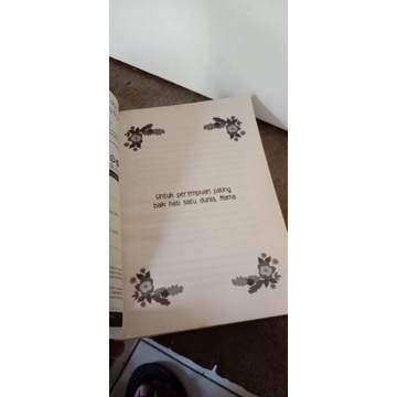 

memberi jarak pada cinta