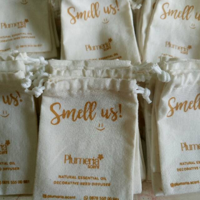 

Kantong Serut Blacu Uk. 7x9cm include sablon