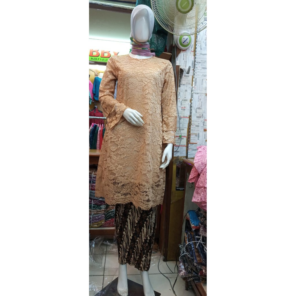 Set kebaya brukat tangan trompet / real pict kebaya tunik brukat / kebaya terlaris dan ada jumbonya