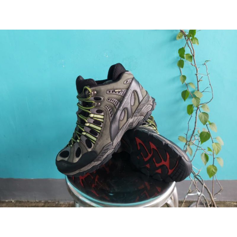 sepatu outdoor K2 second