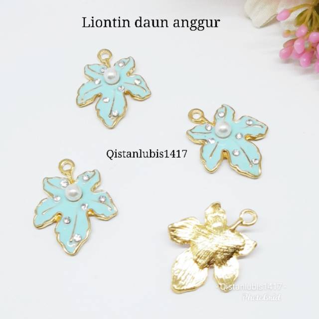 Liontin daun anggur